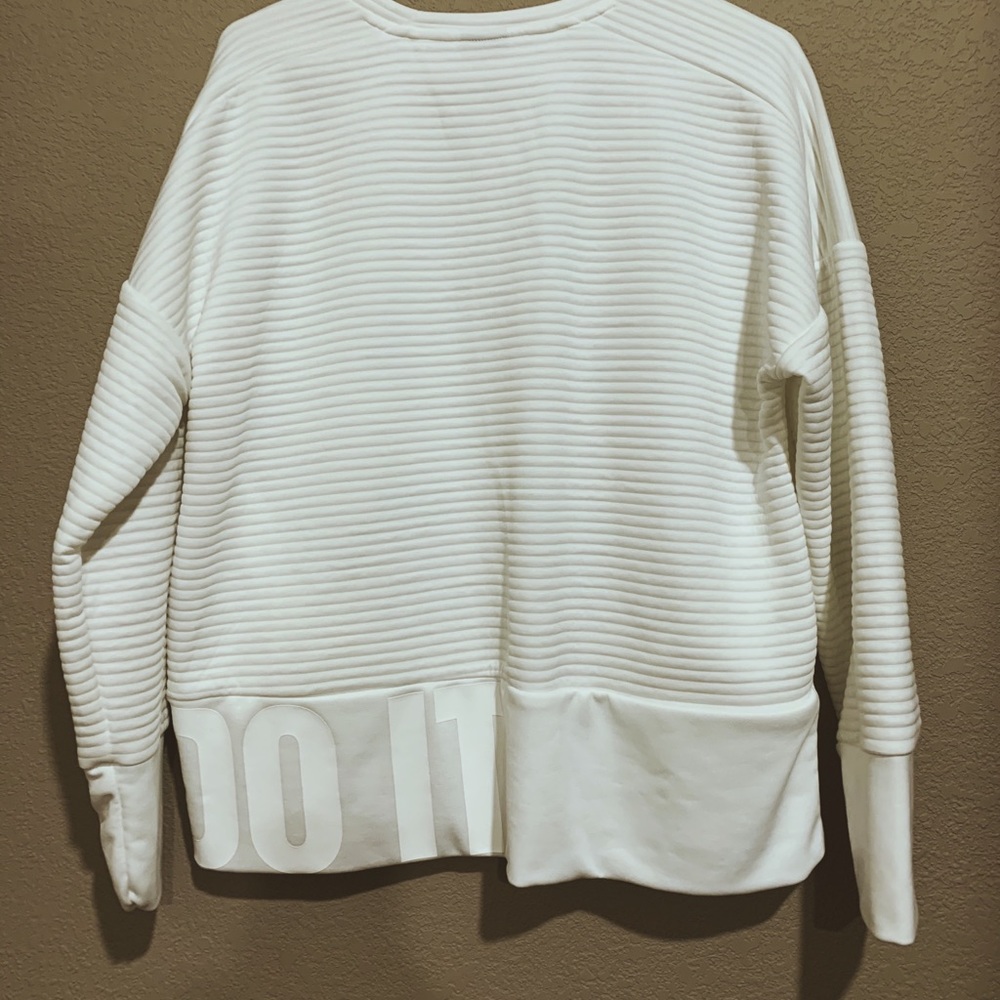 Sweat shirt
